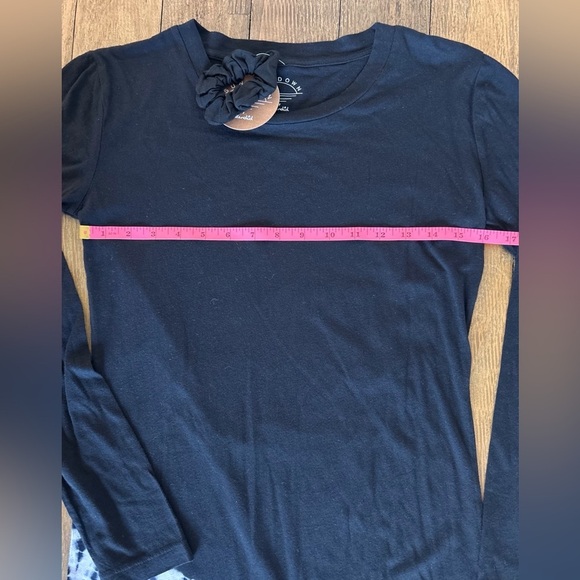 SPLENDID Shibori Black and white Long Sleeve Tie Dye Print Mini Jersey Dress - Picture 8 of 13